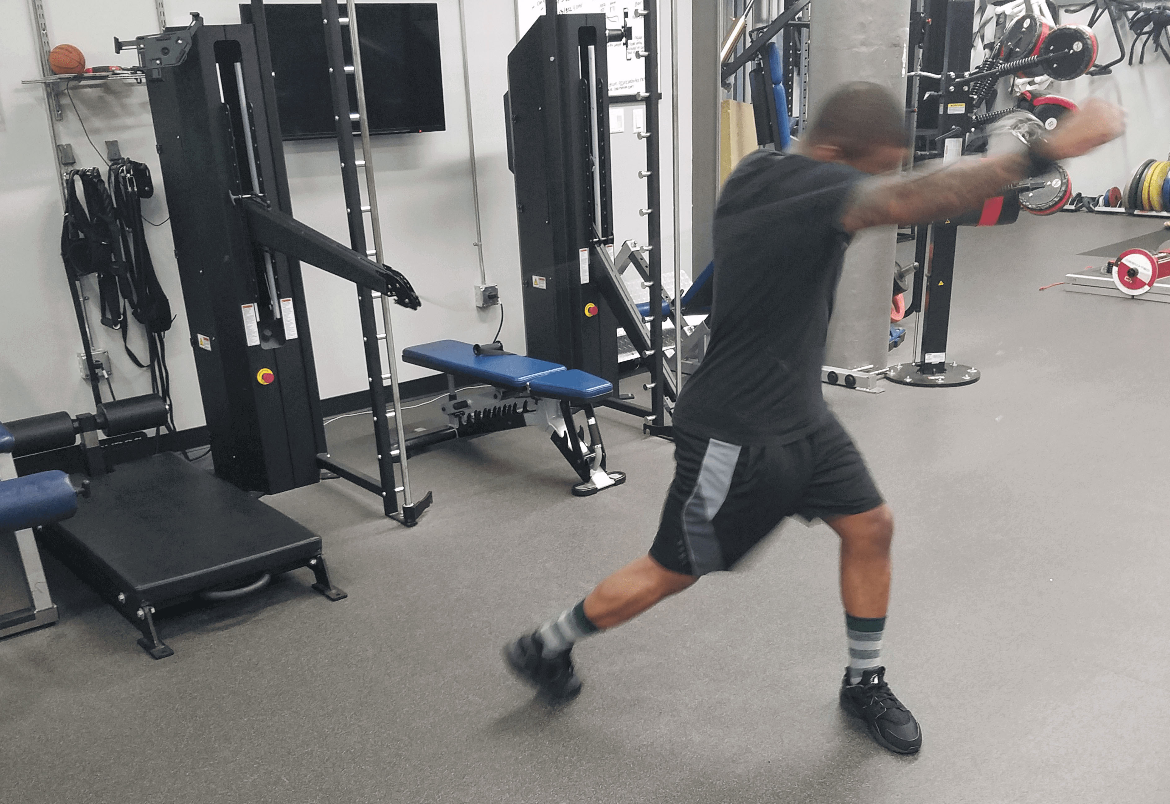 Combat sports training with 1080 Sprint: Orthodox and southpaw counter-movement and retreats